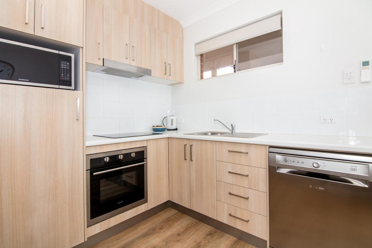 Jurien Bay Motel Apartments Экстерьер фото