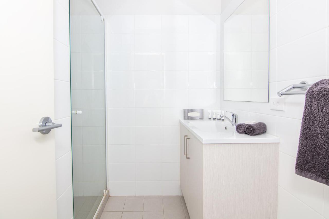 Jurien Bay Motel Apartments Экстерьер фото