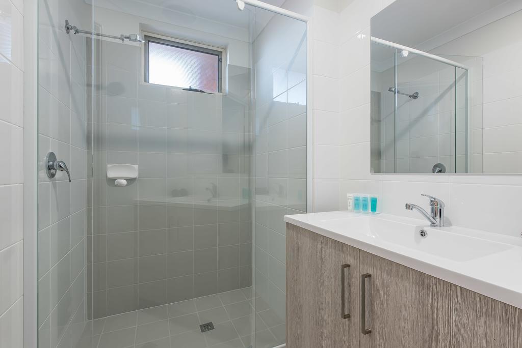 Jurien Bay Motel Apartments Экстерьер фото